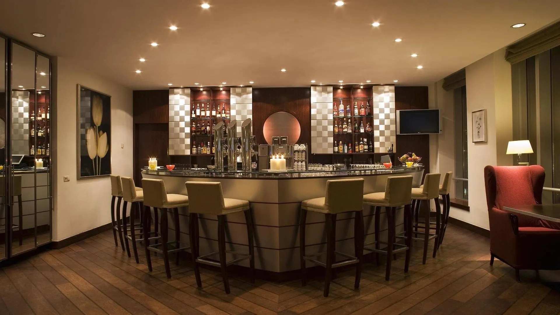 Rotterdam Marriott Hotel 5*,  Niederlande